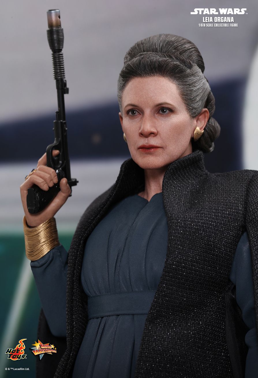 Leia Organa  Sixth Scale Figure by Hot Toys  Star Wars: The Last Jedi - Movie Masterpiece Series  